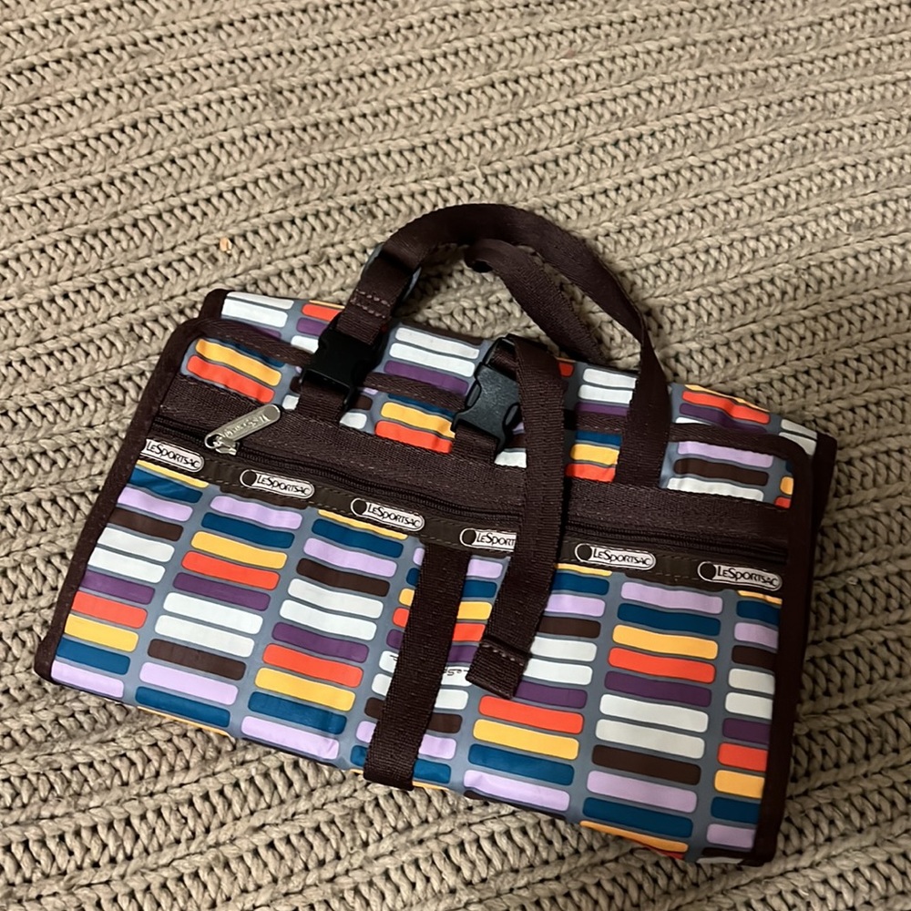 LeSportsac cosmetic bag gently used